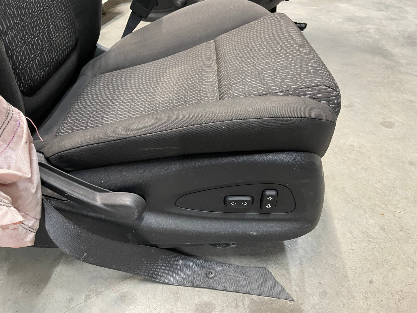 2014 Chevy Caprice PPV Front Seats Gray Black Cloth OEM LOCAL PICK UP - Day's Parts Yard
