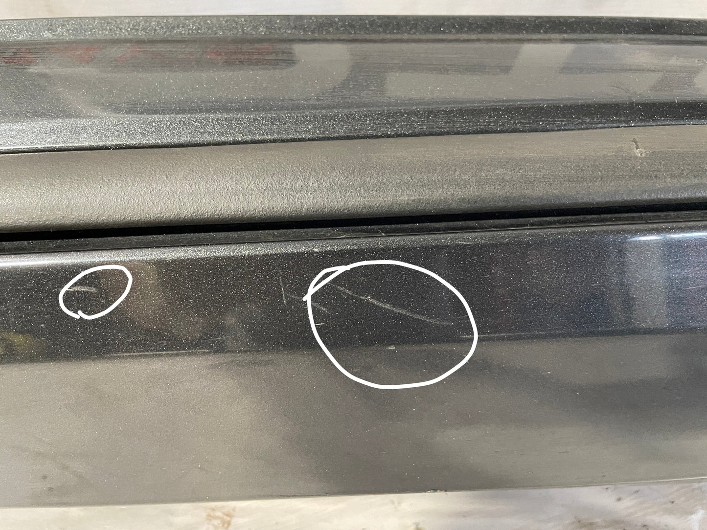 2017 Chevy Camaro SS LH Driver Rocker Molding Trim OEM - Day's Parts Yard