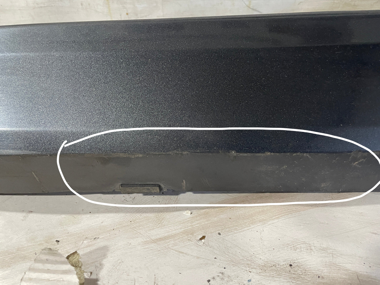 2017 Chevy Camaro SS LH Driver Rocker Molding Trim OEM - Day's Parts Yard