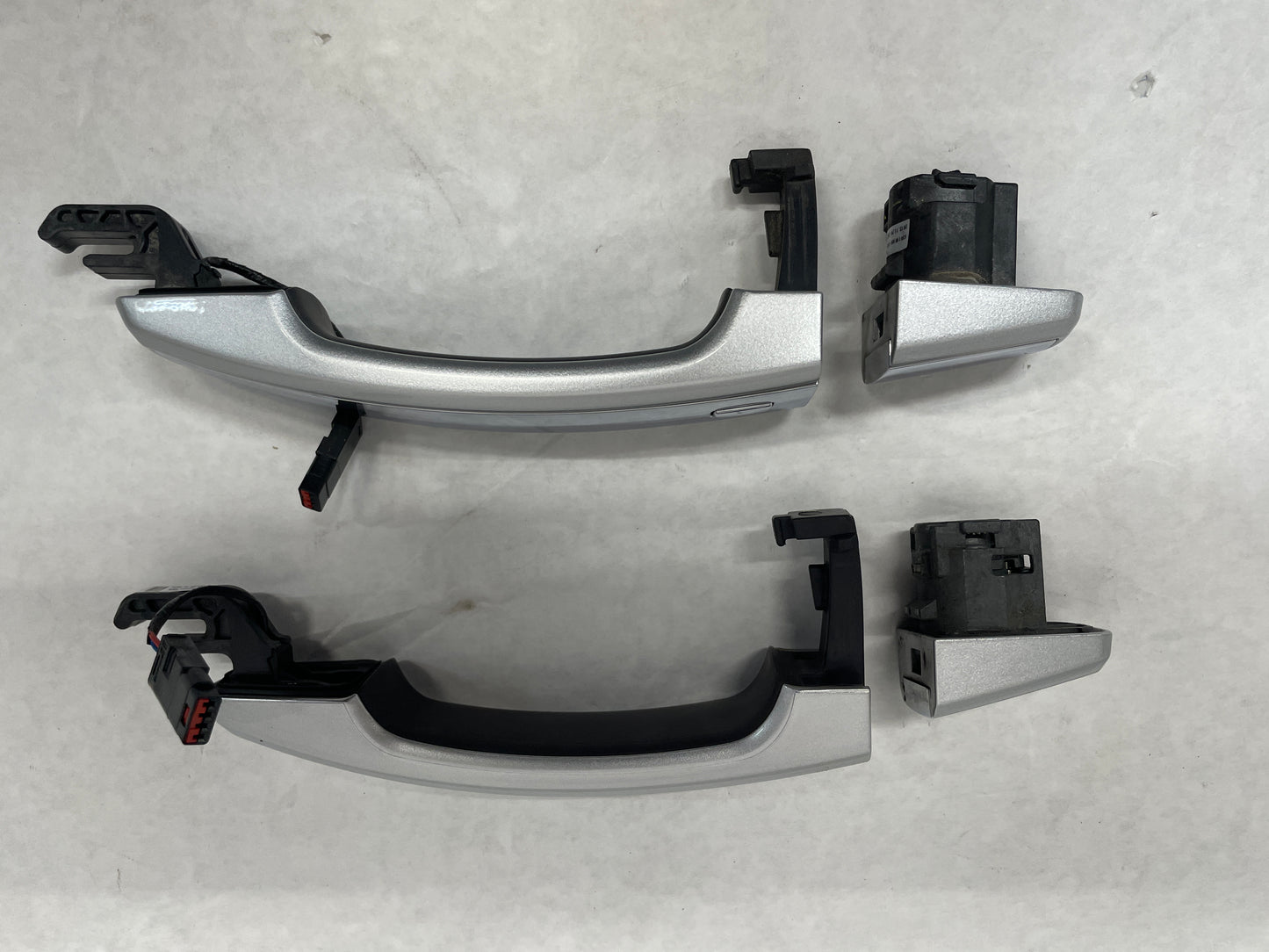 2014 Chevy SS Sedan Exterior Door Handle Set Silver/ Chrome OEM - Day's Parts Yard
