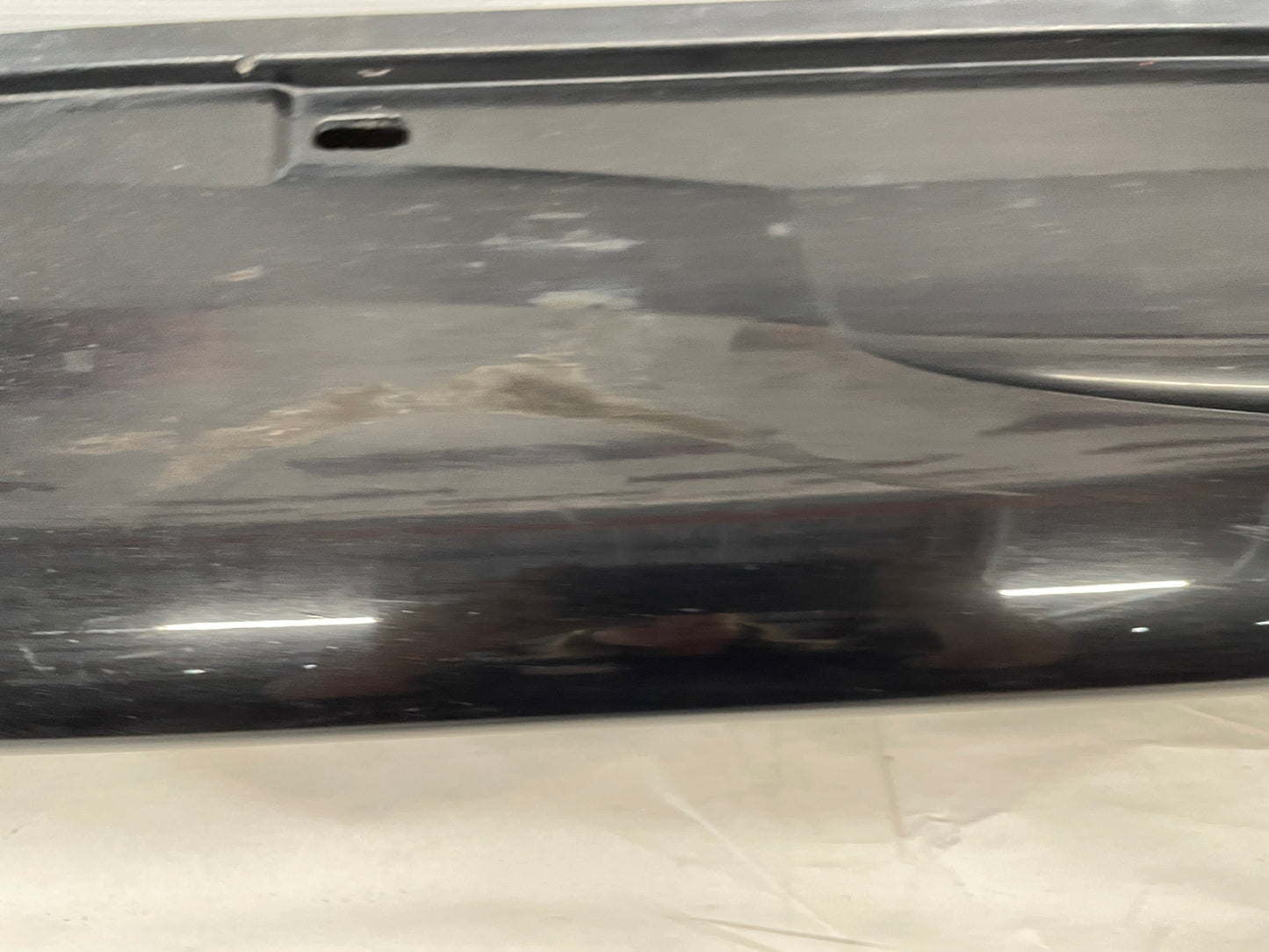 2005 Pontiac GTO RH Passenger Rocker Molding Trim OEM - Day's Parts Yard