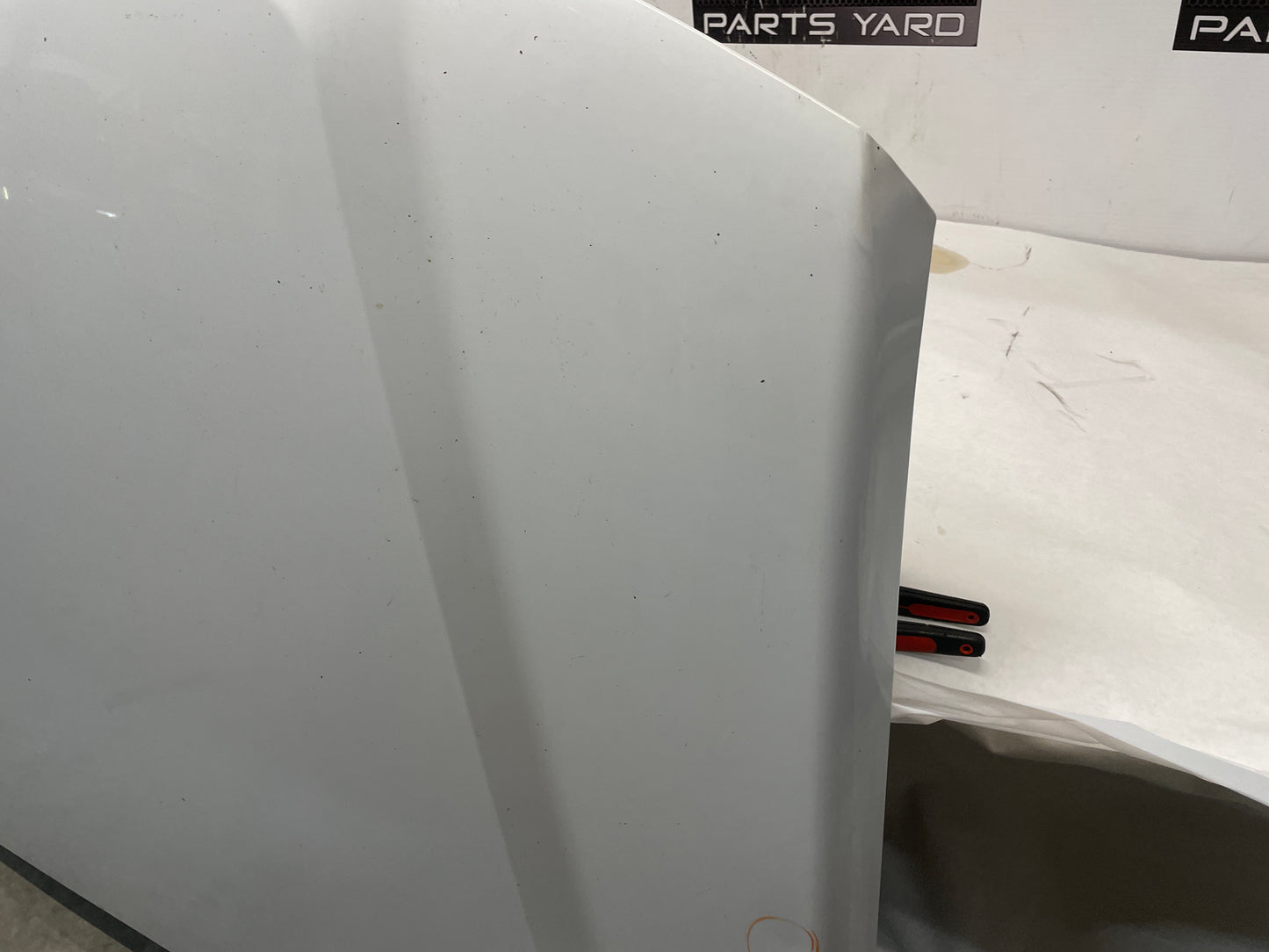 2003 Chevy Silverado C3500 Hood Assembly OEM LOCAL PICK UP - Day's Parts Yard