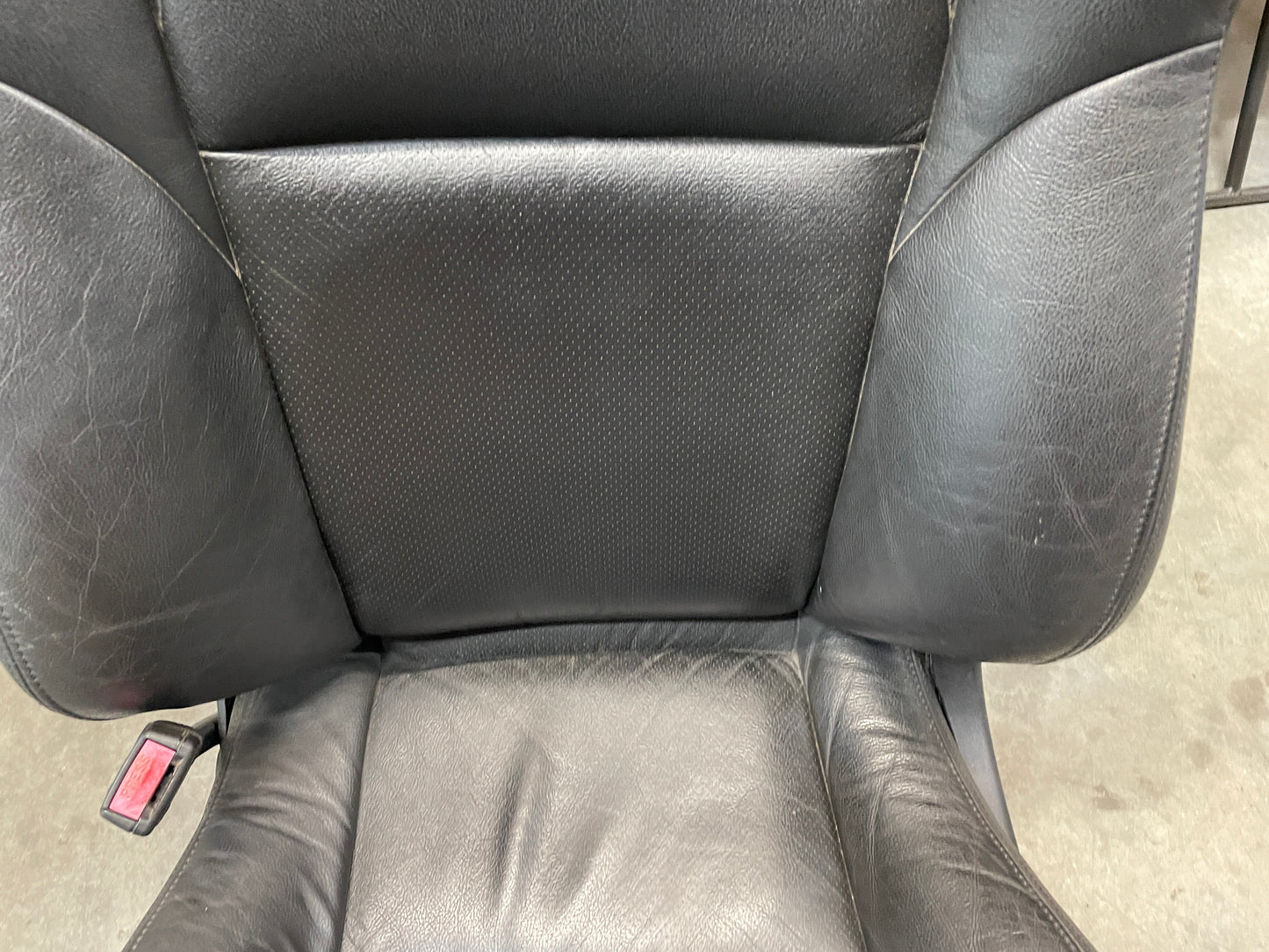2005 Pontiac GTO Seats Front and Rears Black Leather OEM - Day's Parts Yard
