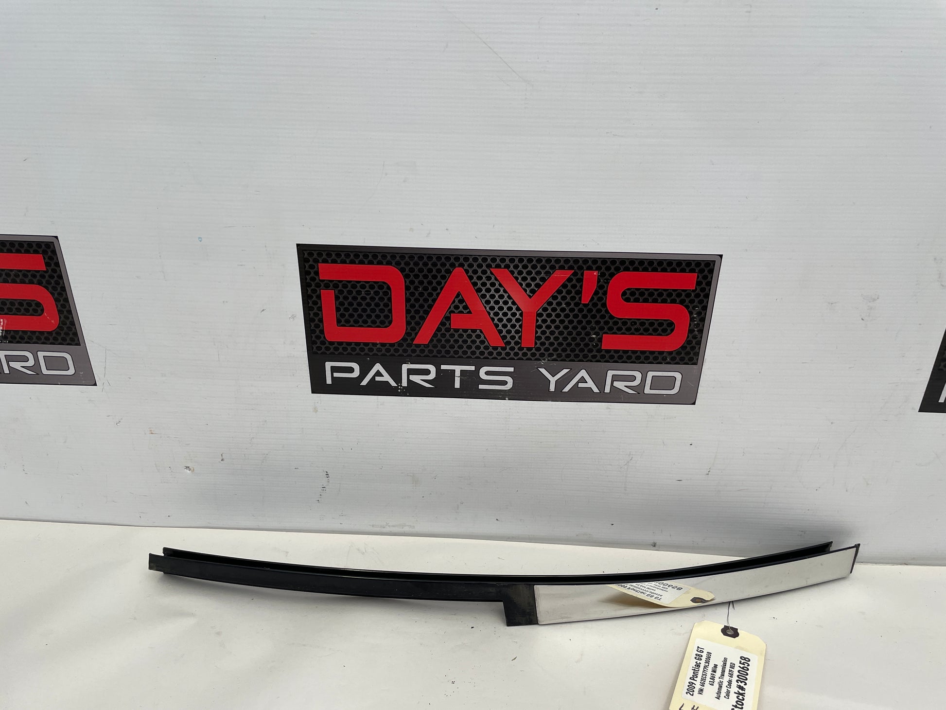 2009 Pontiac G8 GT Rear LH Driver Door Pillar Post Applique Trim OEM - Day's Parts Yard