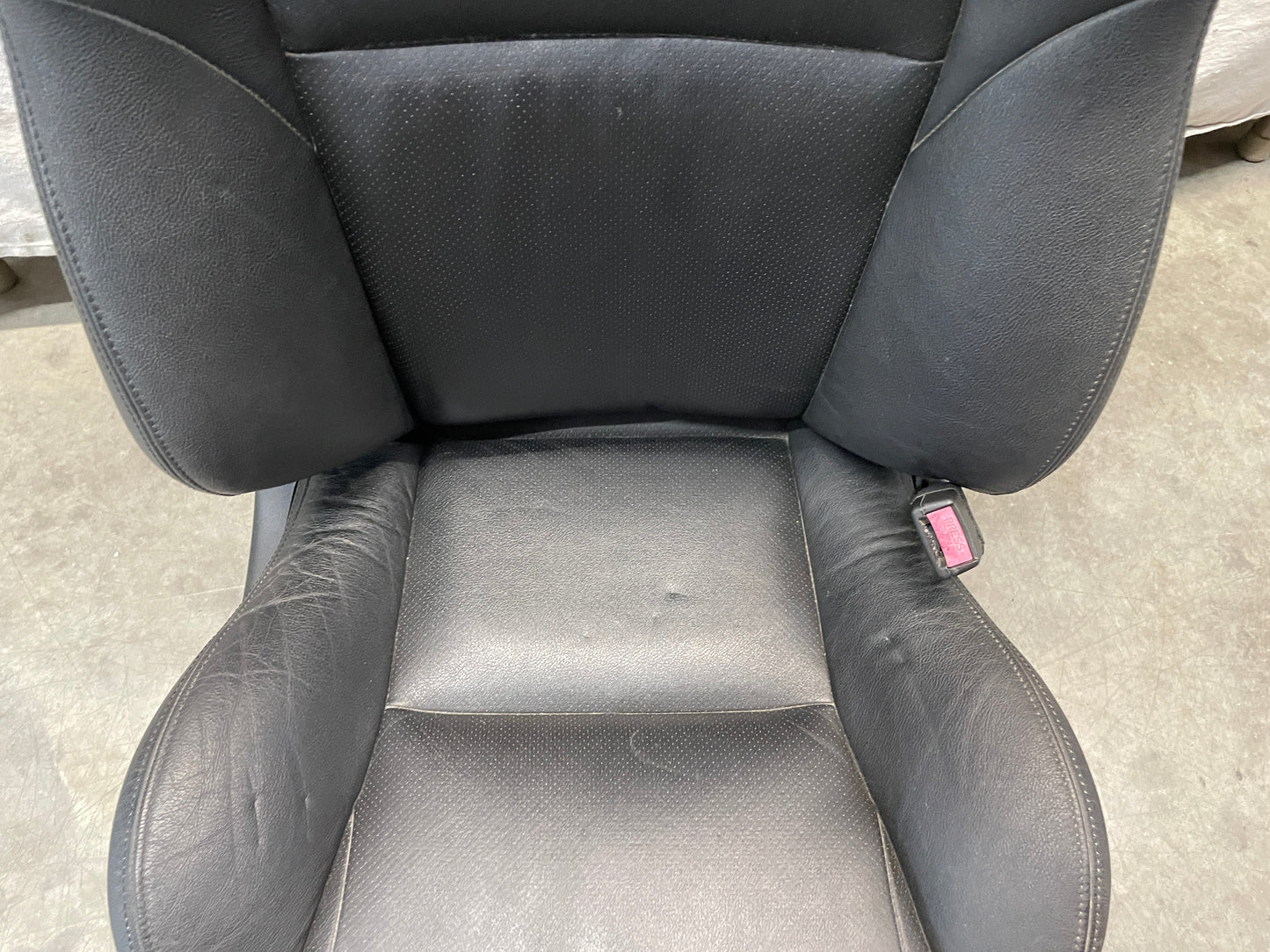 2005 Pontiac GTO Seats Front and Rears Black Leather OEM - Day's Parts Yard