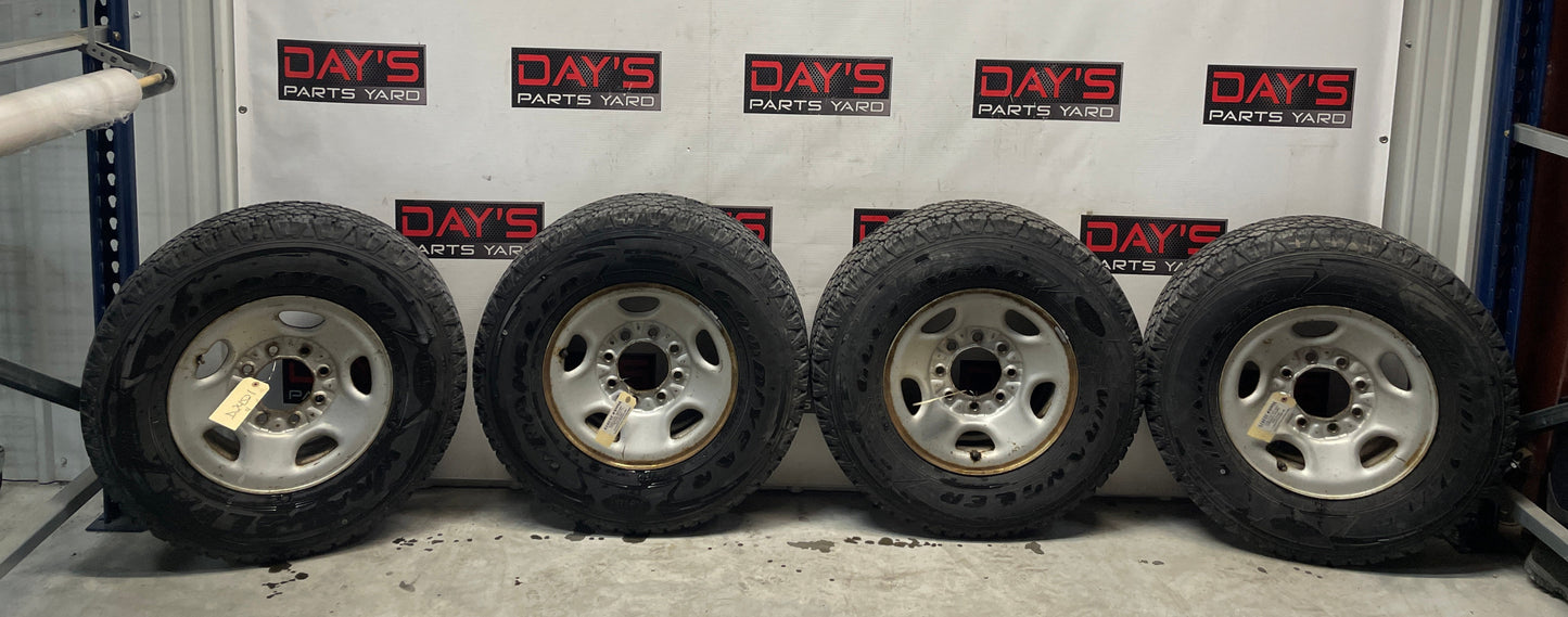 2006 Chevy Silverado C2500 Factory OEM Wheels & Tires - Day's Parts Yard