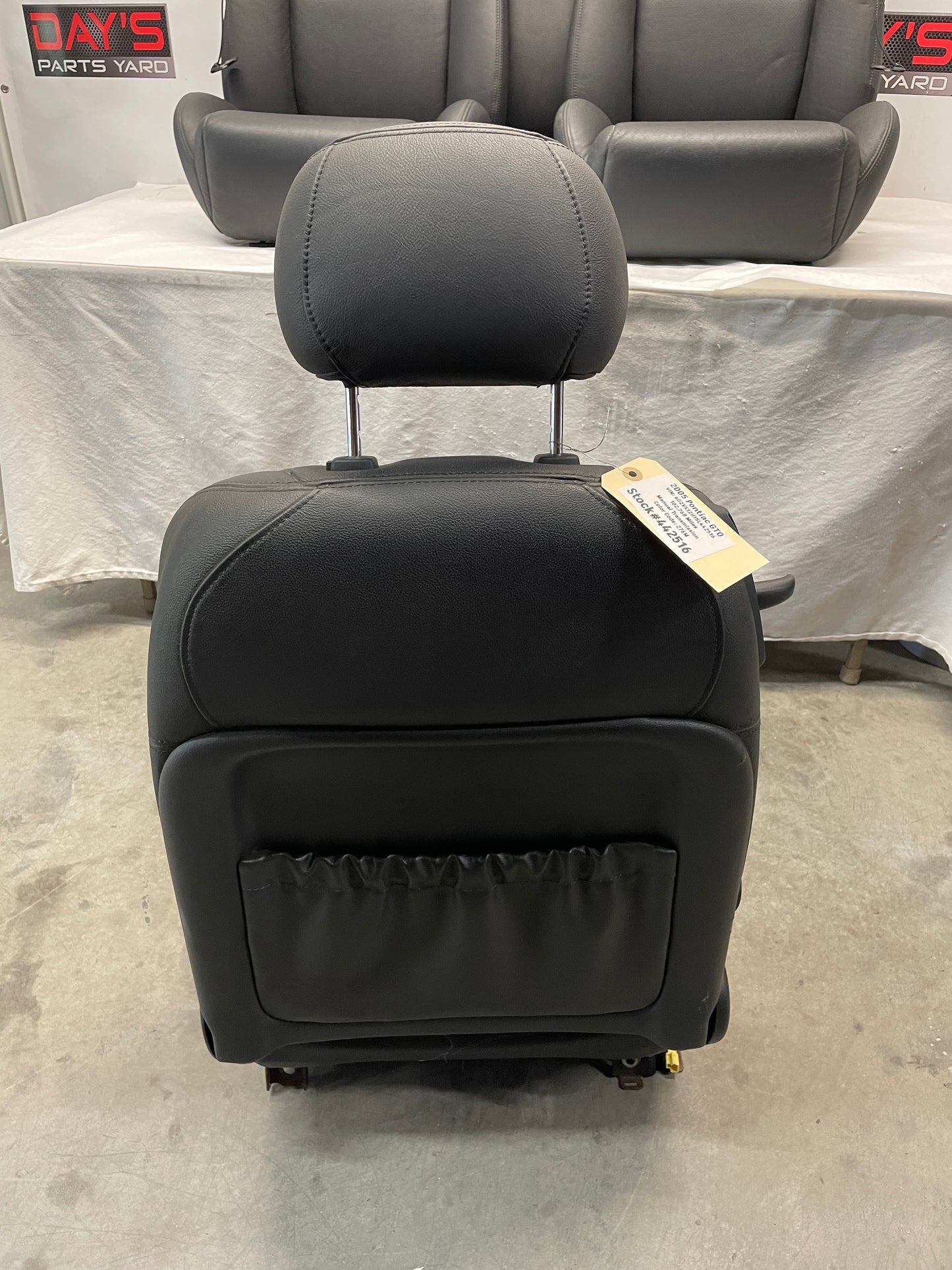 2005 Pontiac GTO Seats Front and Rears Black Leather OEM - Day's Parts Yard