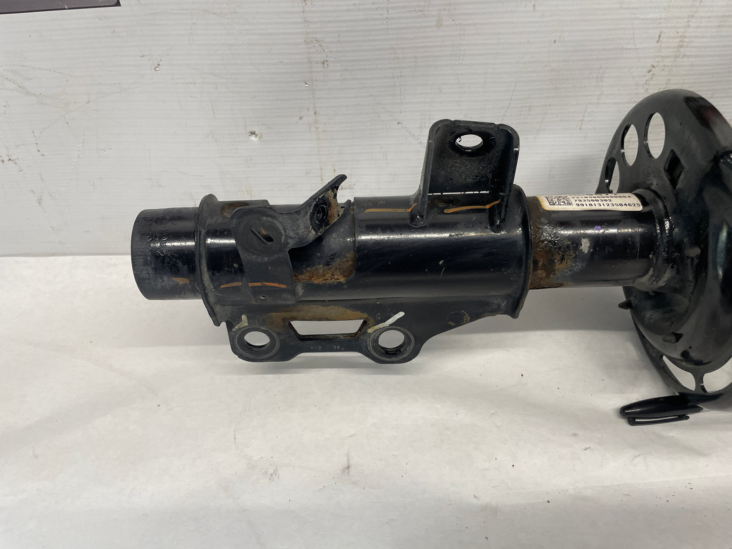 2018 Chevy Camaro SS Front LH Driver Strut Assembly OEM - Day's Parts Yard