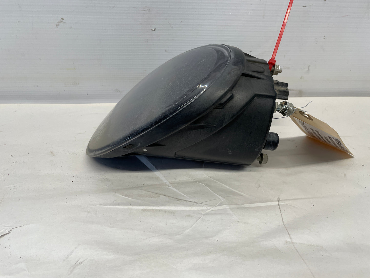 2005 Pontiac GTO RH Passenger Front Bumper Fog Light OEM - Day's Parts Yard