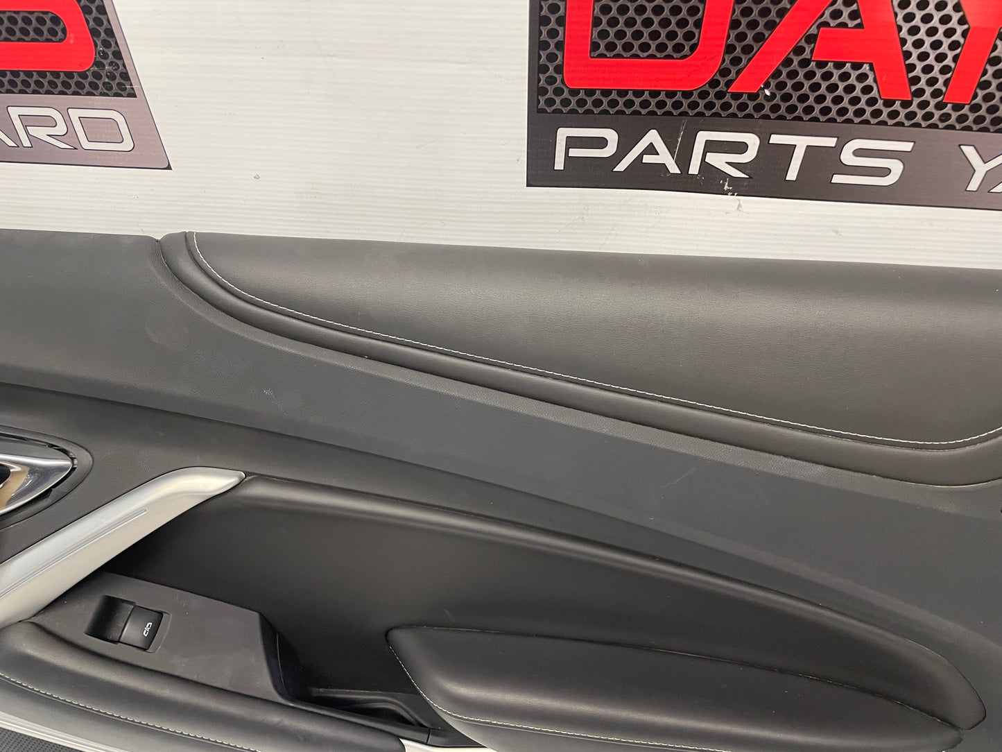 2018 Chevy Camaro SS RH Passenger Front Door Panel OEM - Day's Parts Yard