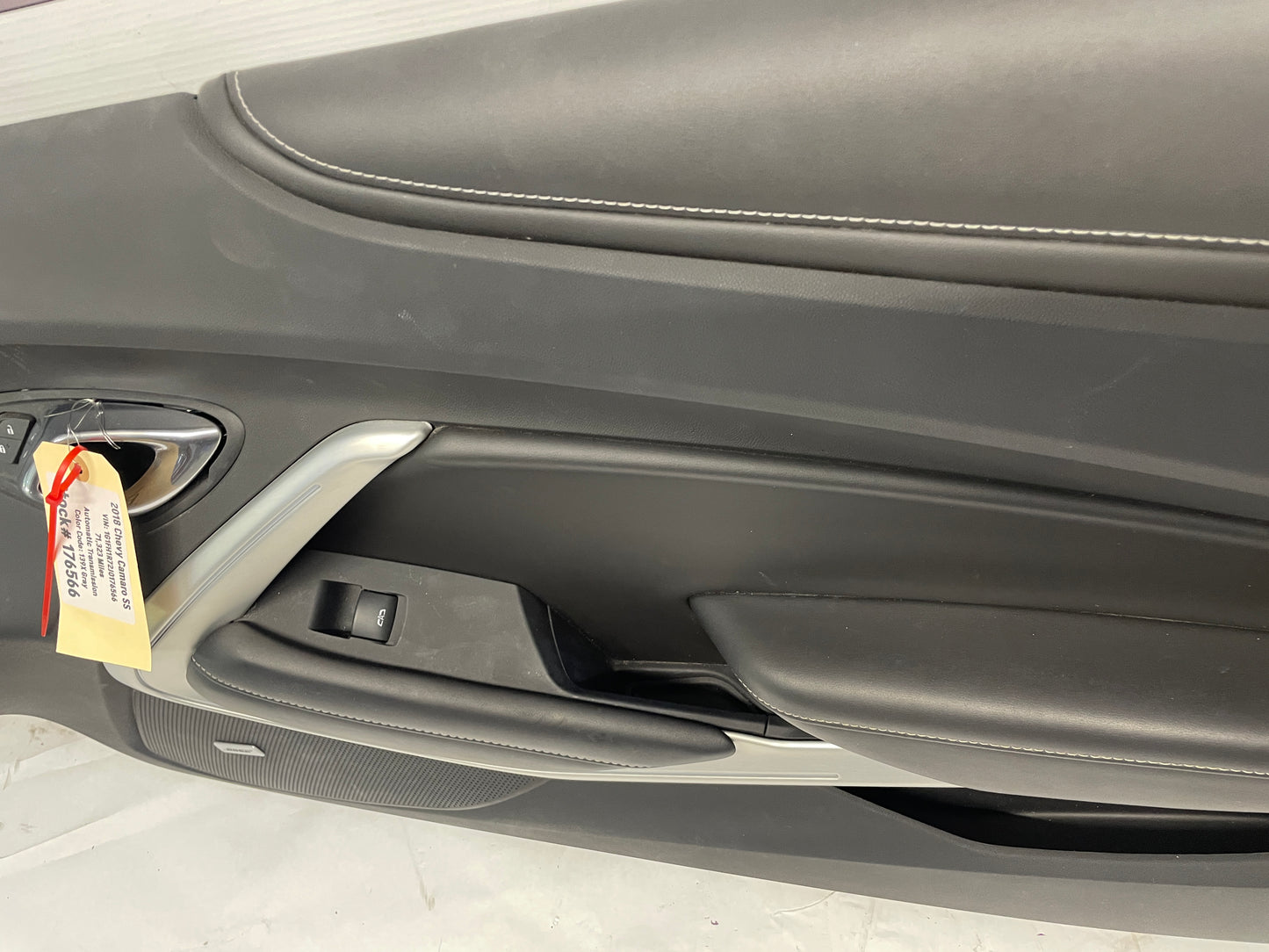 2018 Chevy Camaro SS RH Passenger Front Door Panel OEM - Day's Parts Yard
