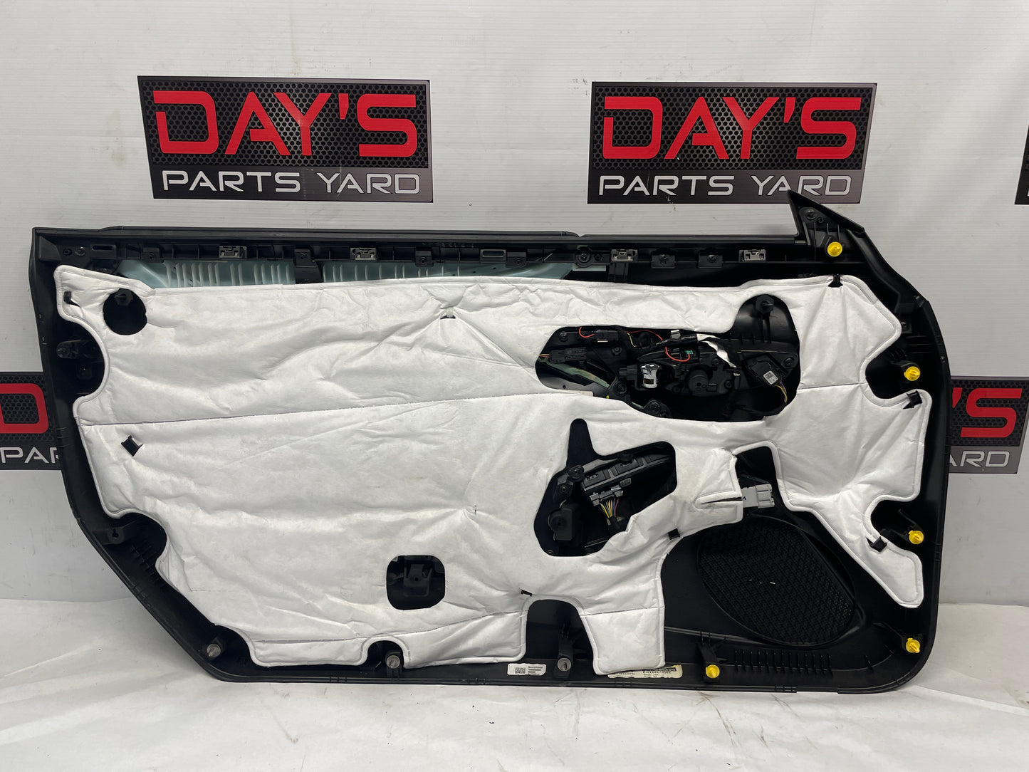 2018 Chevy Camaro SS RH Passenger Front Door Panel OEM - Day's Parts Yard