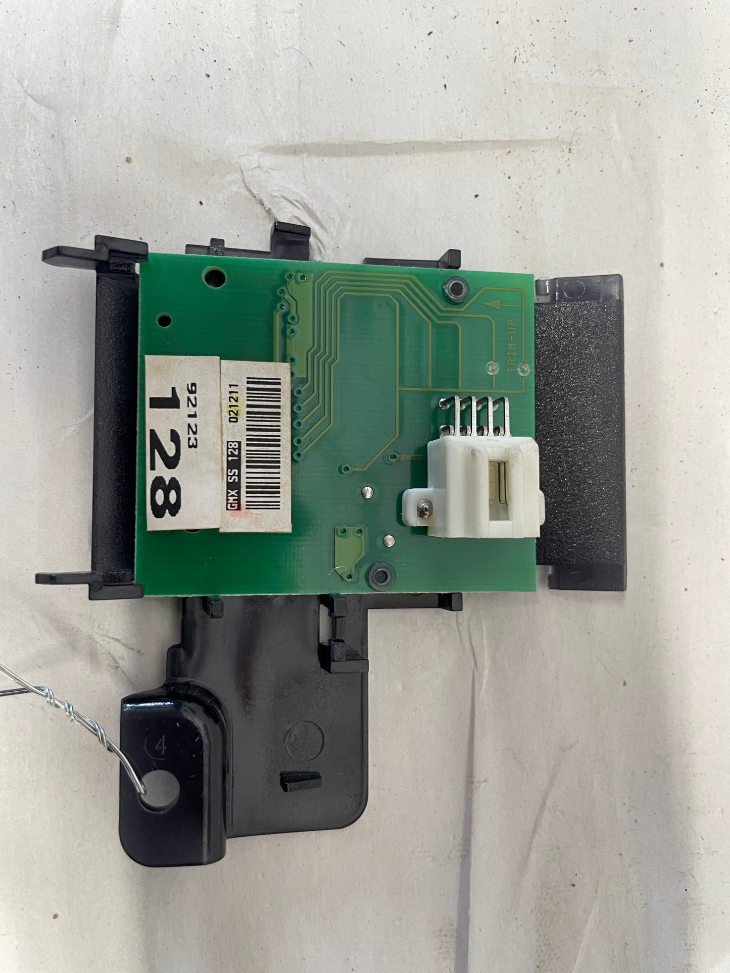 2005 Pontiac GTO Keyless Entry Module OEM - Day's Parts Yard
