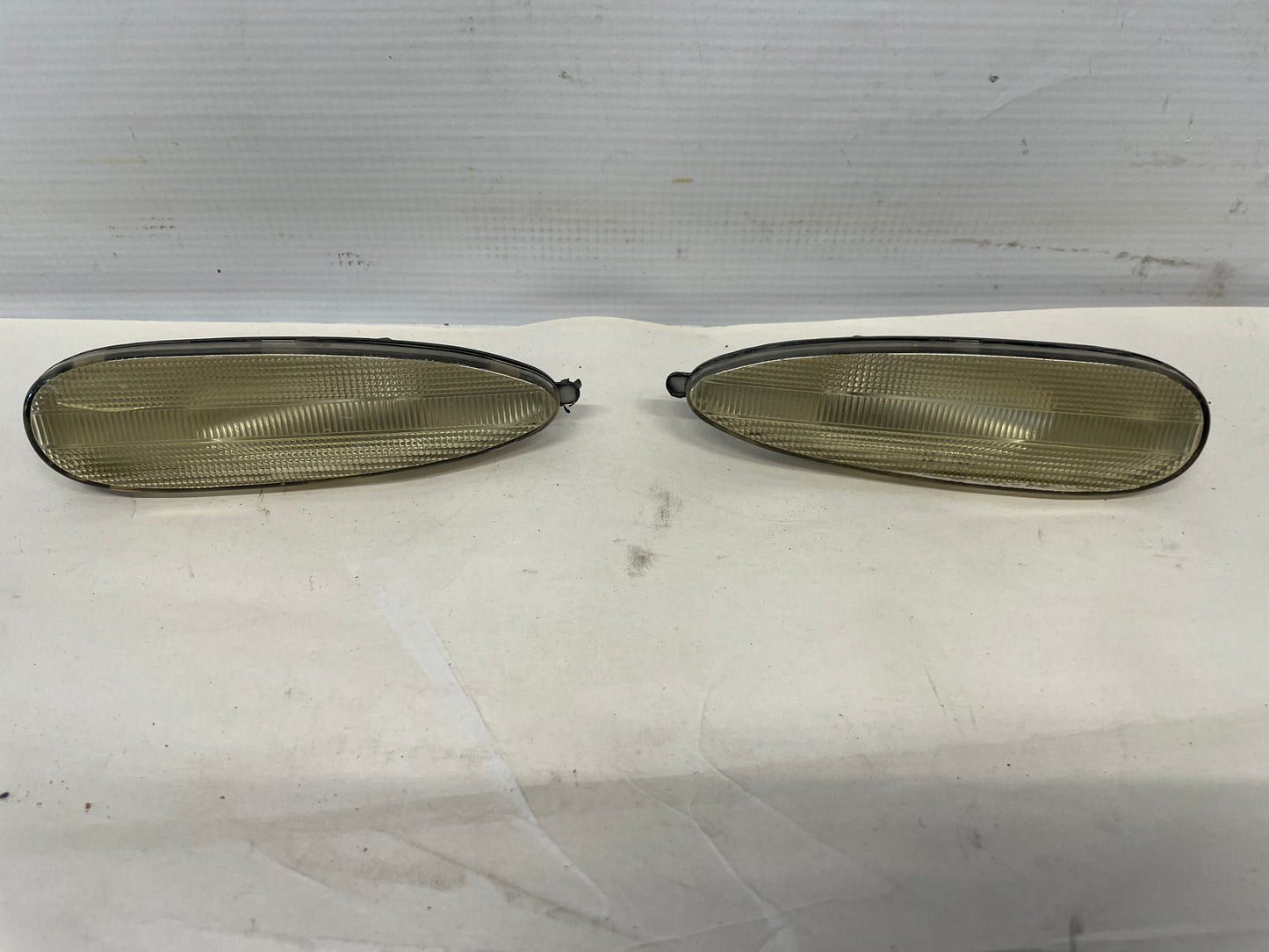 2005 Pontiac GTO LH & RH Bumper Side Marker Light - Day's Parts Yard