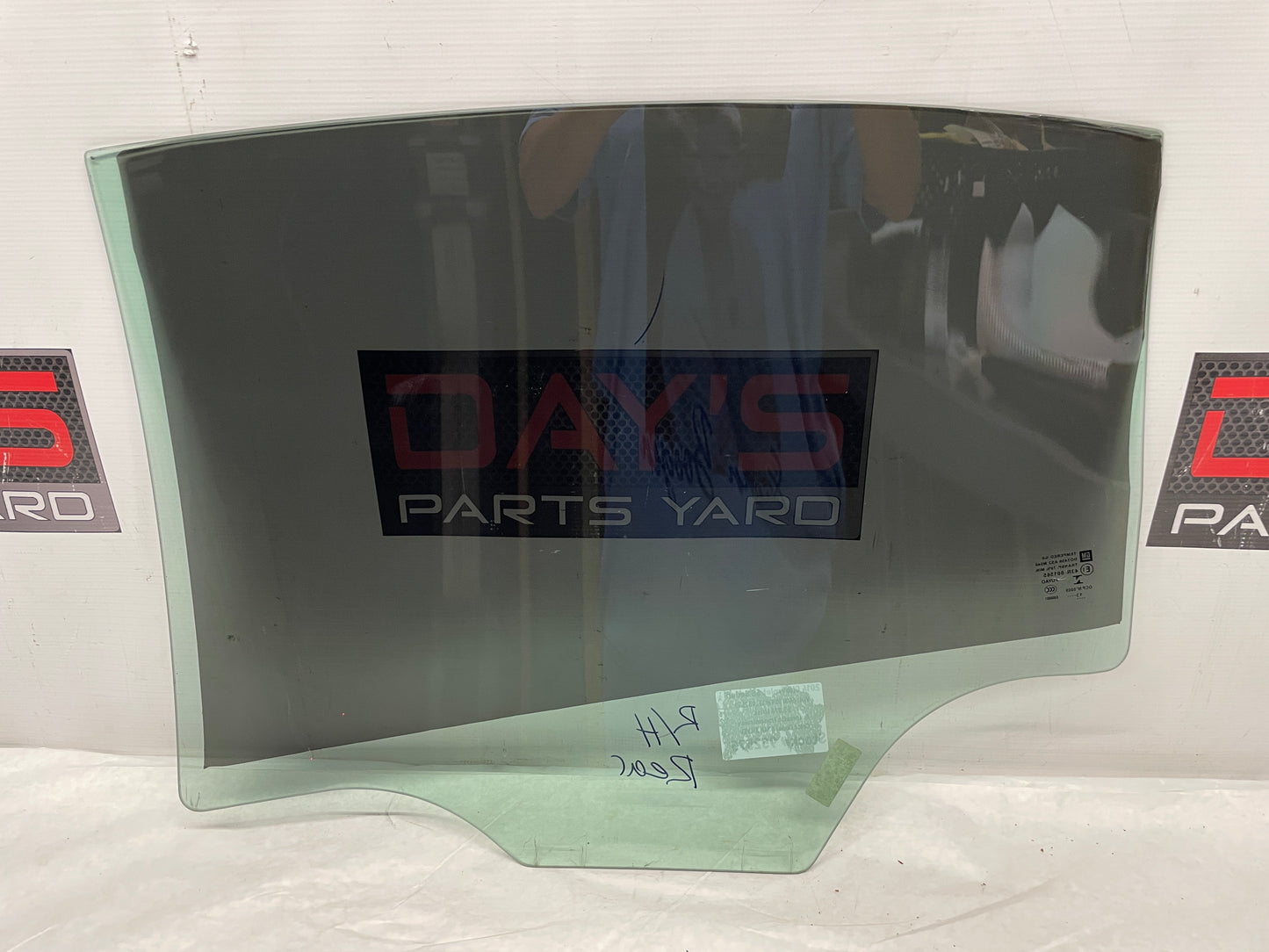 2014 Chevy SS RH Passenger Rear Door Window Glass OEM - Day's Parts Yard