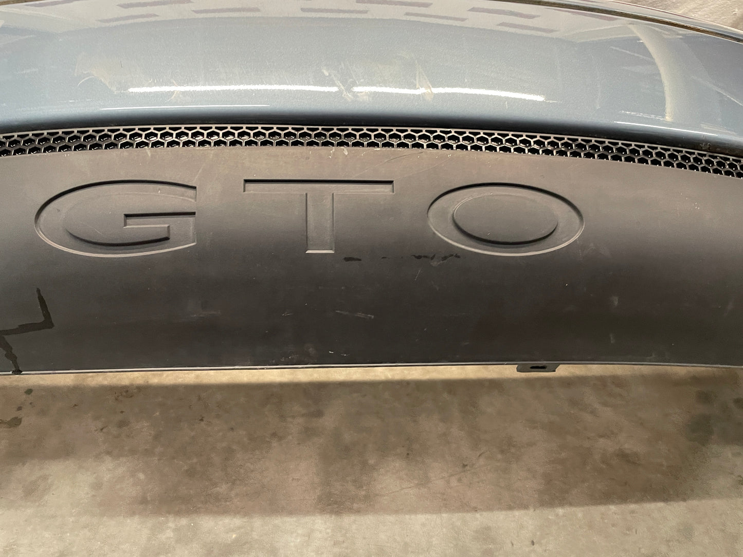 2005 Pontiac GTO Rear Bumper Cover w/ Insert Valance Panel OEM - Day's Parts Yard