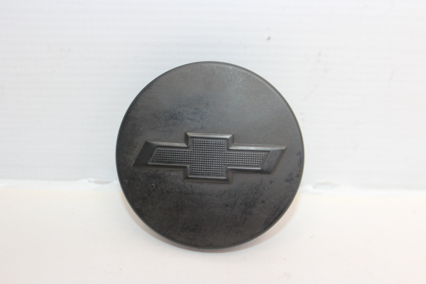 2012 Chevy Camaro SS Wheel Center Cap Black OEM - Day's Parts Yard