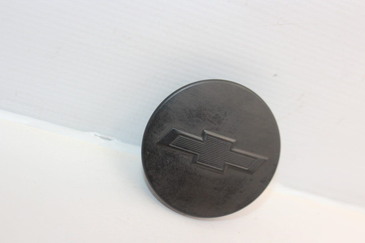 2012 Chevy Camaro SS Wheel Center Cap Black OEM - Day's Parts Yard