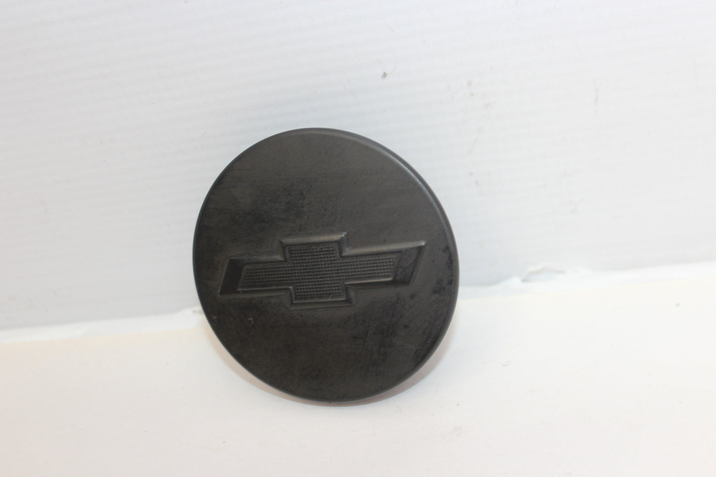 2012 Chevy Camaro SS Wheel Center Cap Black OEM - Day's Parts Yard