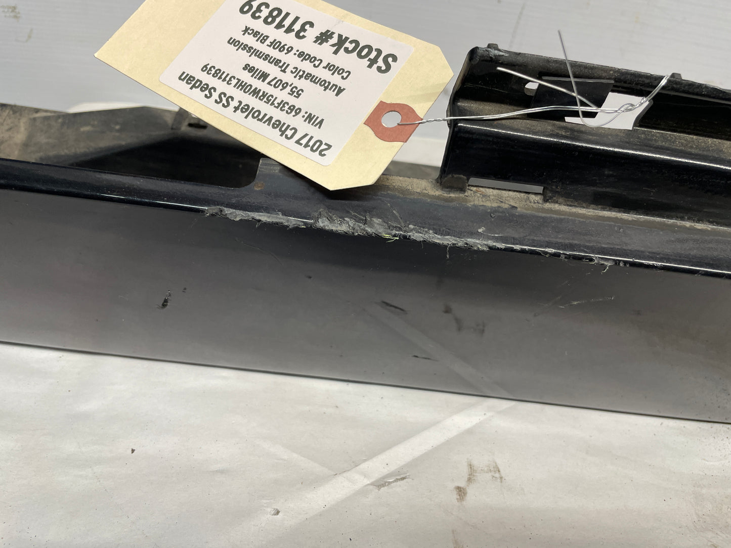 2017 Chevy SS Sedan LH Driver Rocker Molding Trim Panel OEM - Day's Parts Yard