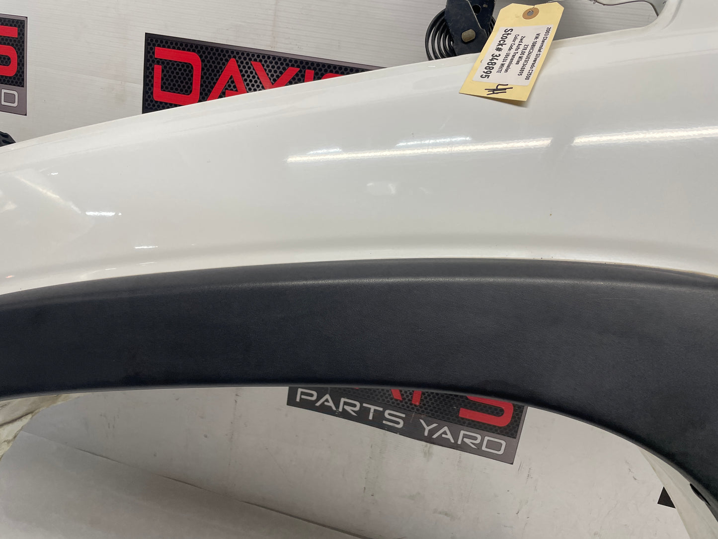 2003 Chevy Silverado C3500 LH Driver Fender OEM - Day's Parts Yard
