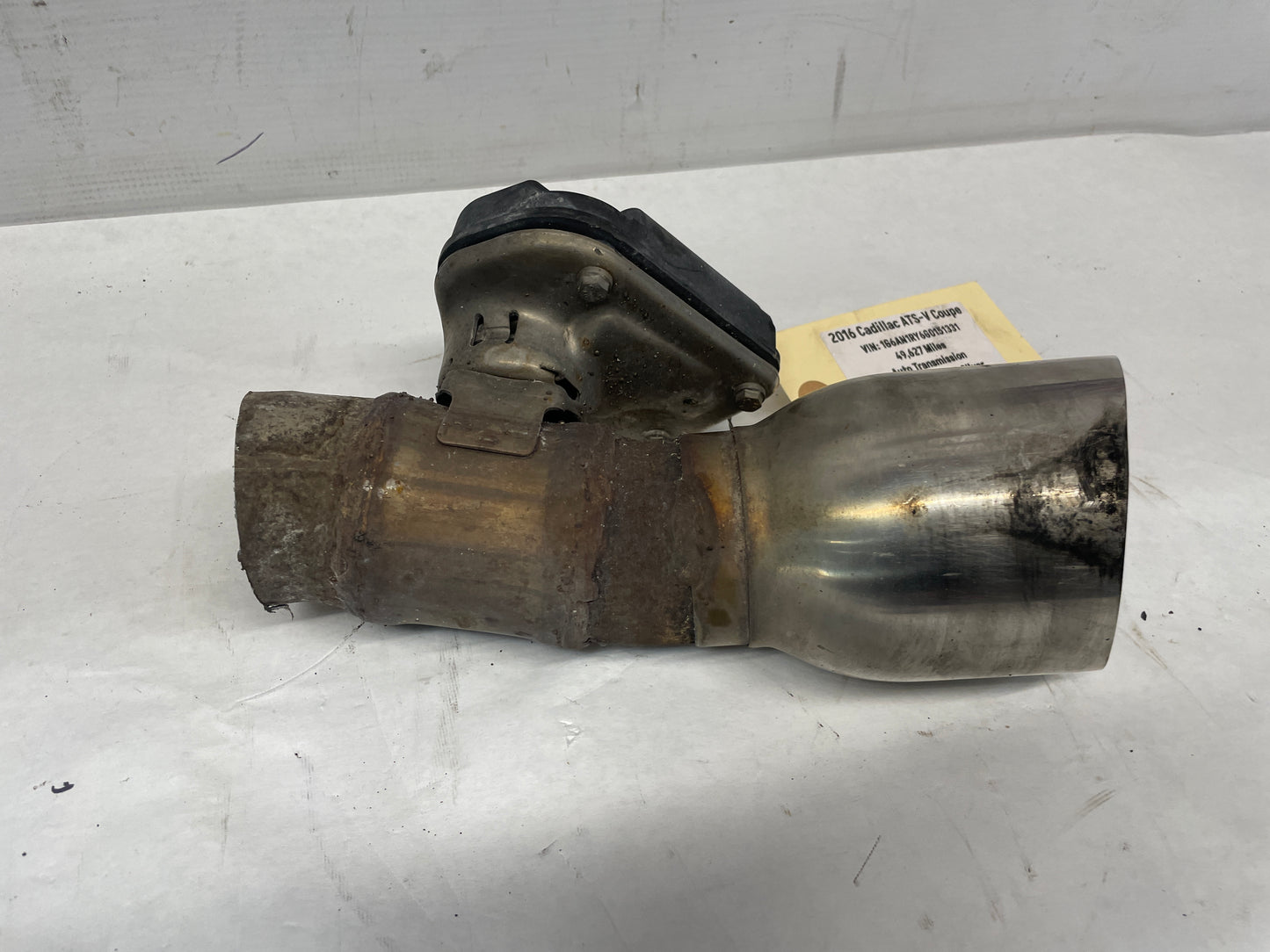 2016 Cadillac ATS-V RH & LH Exhaust Actuator Valves Set OEM - Day's Parts Yard