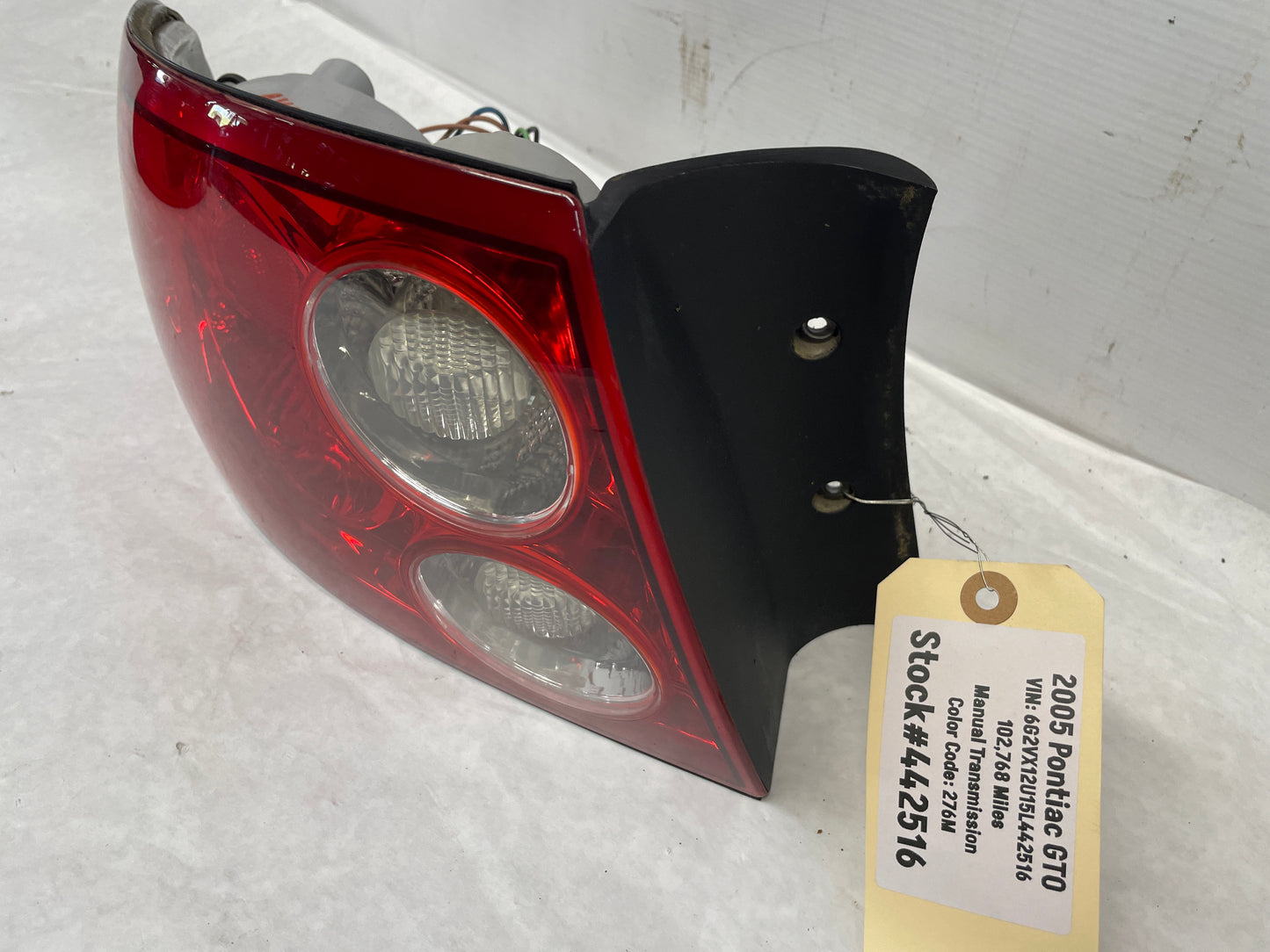 2005 Pontiac GTO LH Driver Tail Light Taillight Lamp OEM - Day's Parts Yard