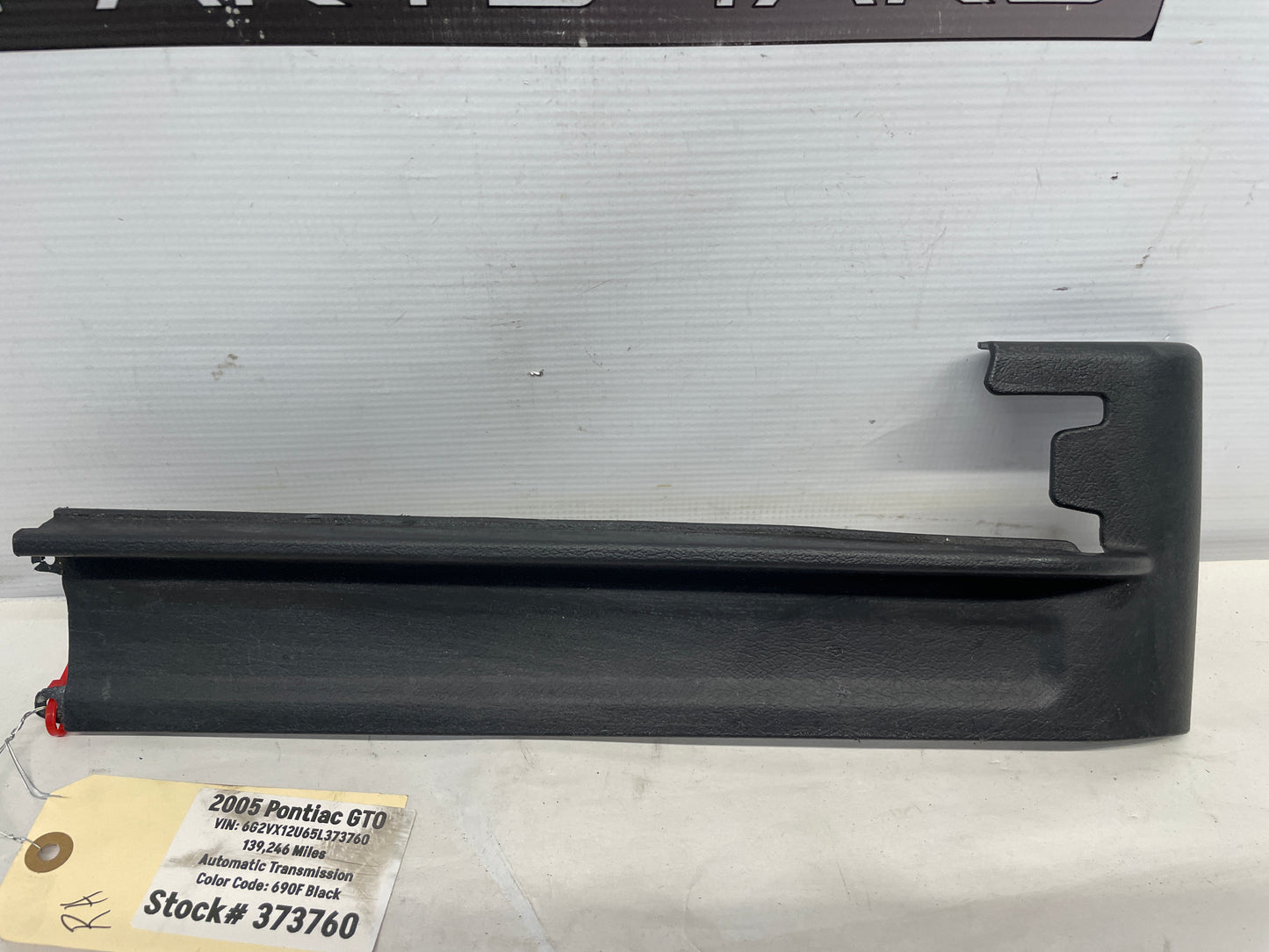 2005 Pontiac GTO Complete RH Passenger 4pc Seat Rail Frame Trim Set OEM - Day's Parts Yard