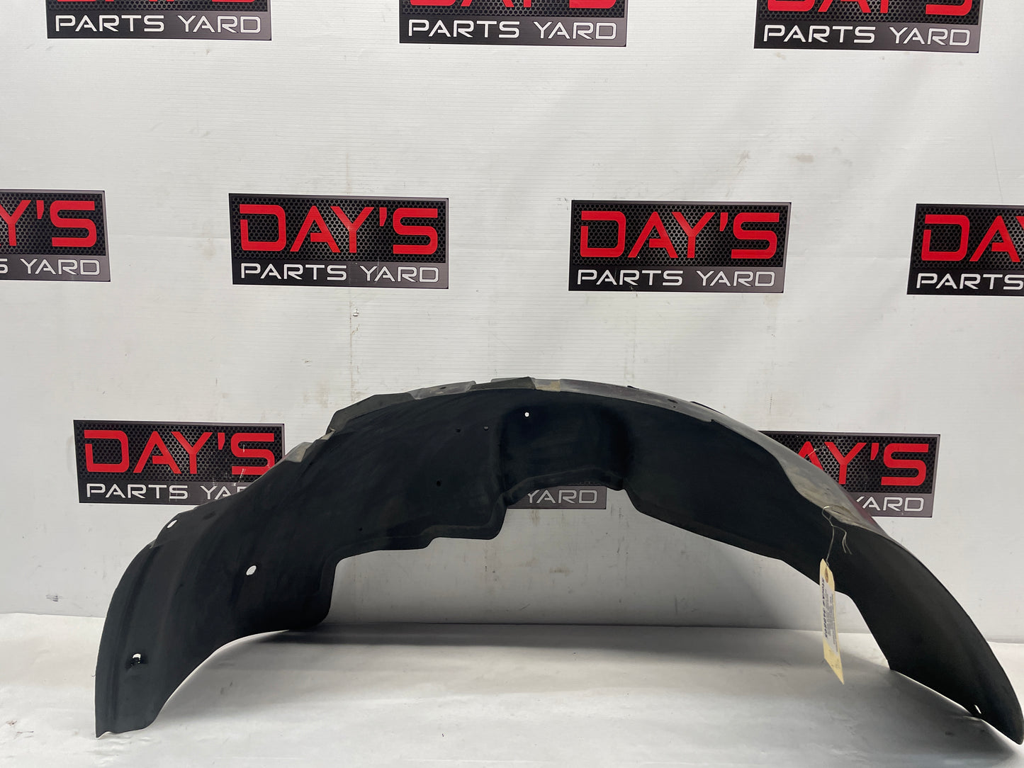 2003 Chevy Silverado C3500 LH Driver Front Fender Wheel Well House Liner OEM - Day's Parts Yard