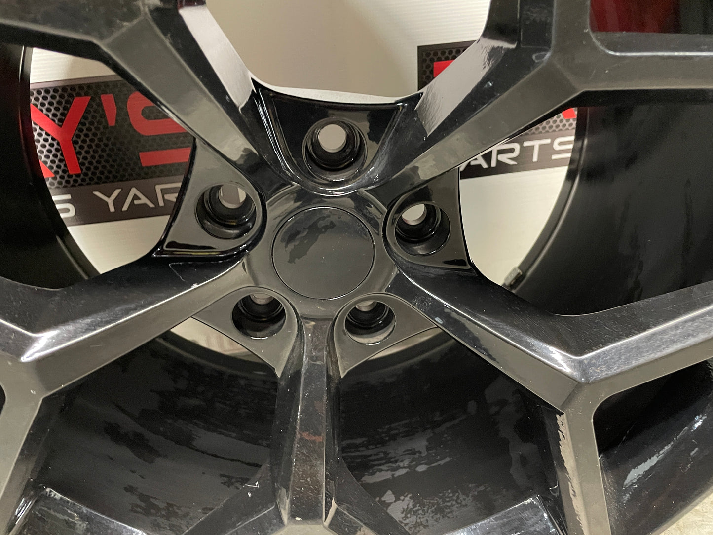 2015 Chevy Camaro SS 1LE Aftermarket Snoke Flake Wheel 20X11 - Day's Parts Yard