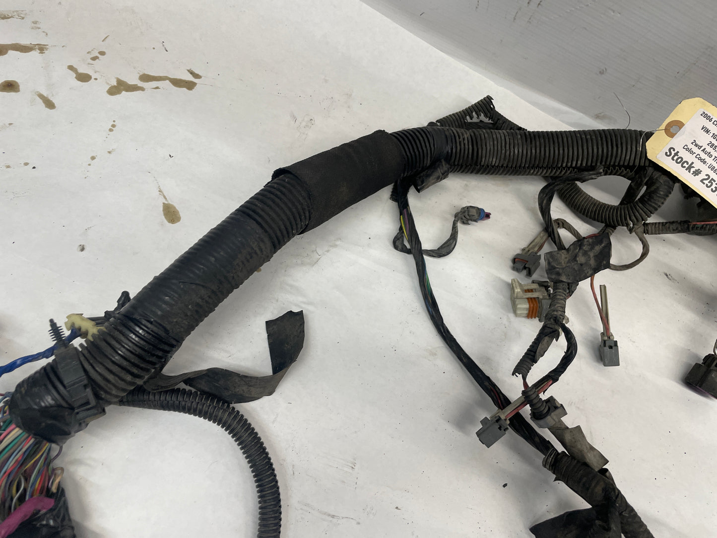 2006 Chevy Silverado C2500 Engine Motor Transmission Wire Wiring Harness OEM - Day's Parts Yard