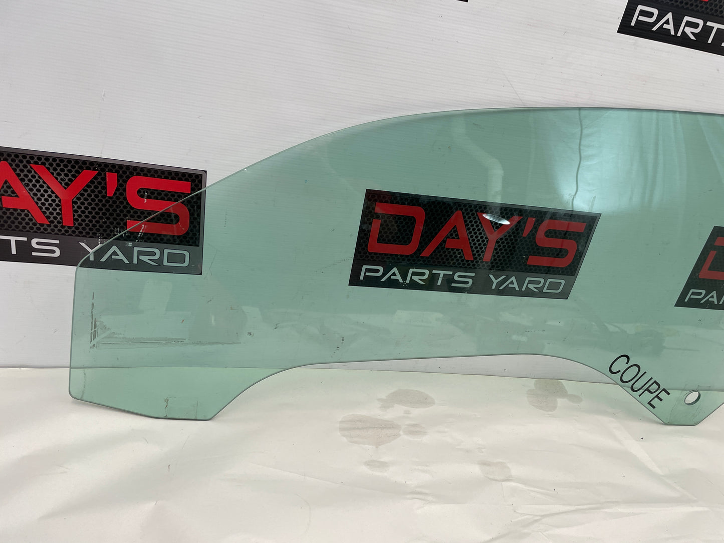 2010 Chevy Camaro SS RH Passenger Door Window Glass OEM - Day's Parts Yard