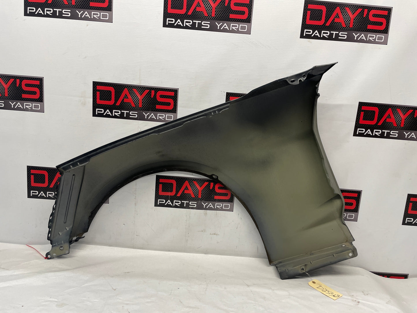 2018 Chevy Camaro SS RH Passenger Fender OEM - Day's Parts Yard