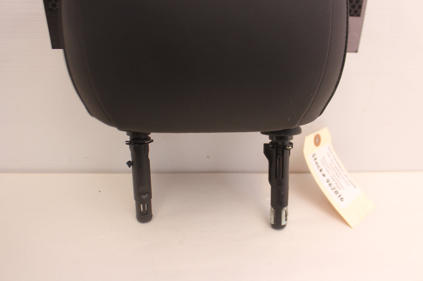 2014 Chevy SS Sedan Front RH Passenger Seat Headrest OEM - Day's Parts Yard