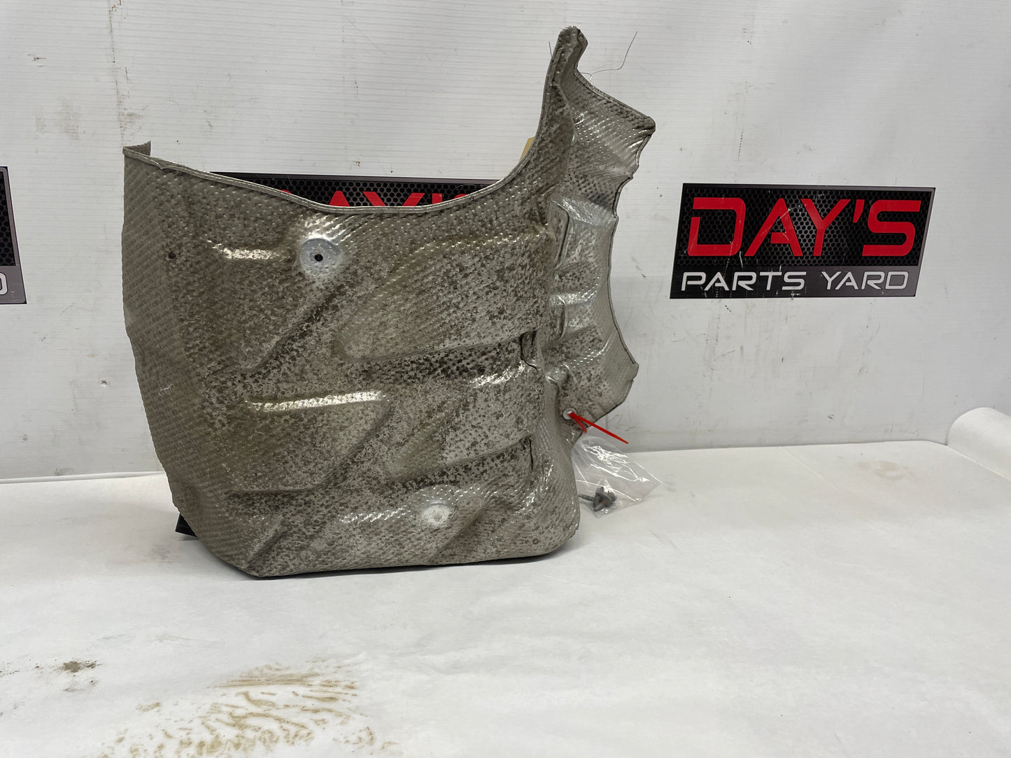2016 Chevrolet SS Sedan RH Exhaust Muffler Heat Shield OEM - Day's Parts Yard