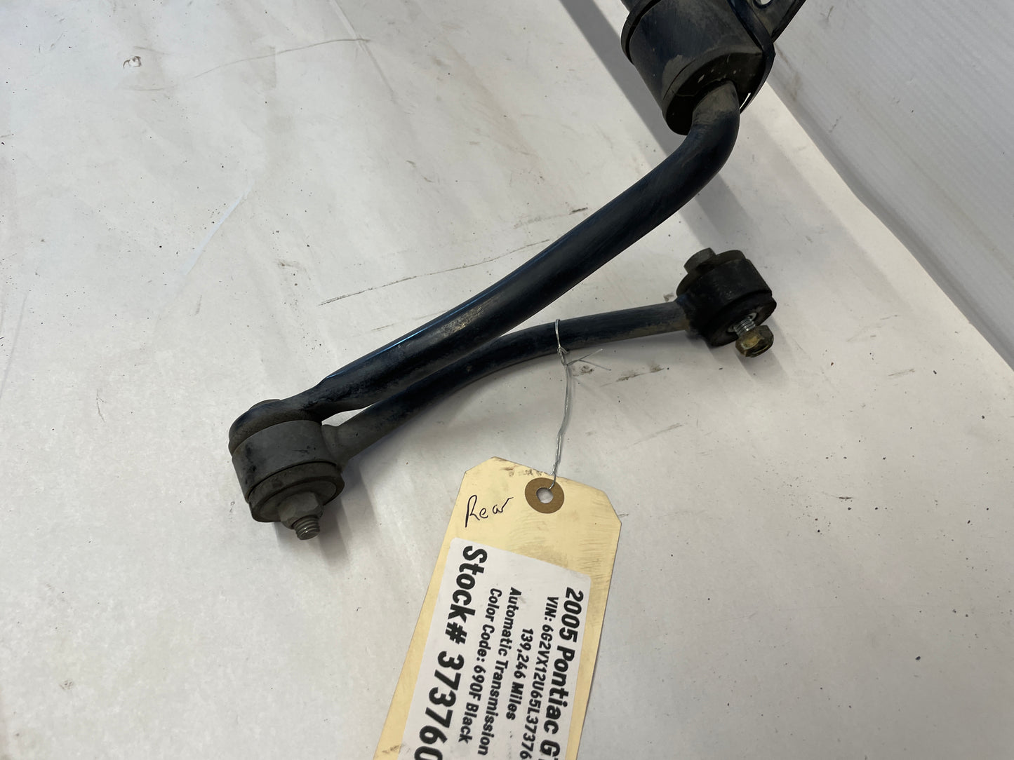 2005 Pontiac GTO Rear Stabilizer Sway Bar w/ Links OEM - Day's Parts Yard