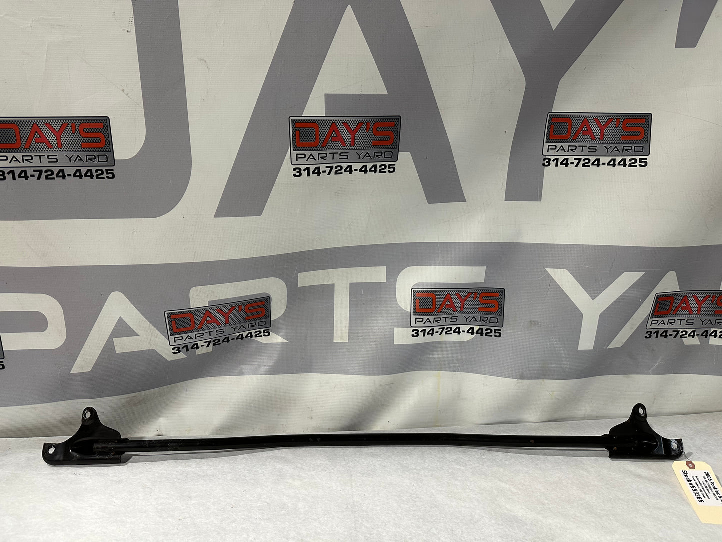2006 Pontiac GTO Front Strut Tower Brace Bar OEM - Day's Parts Yard