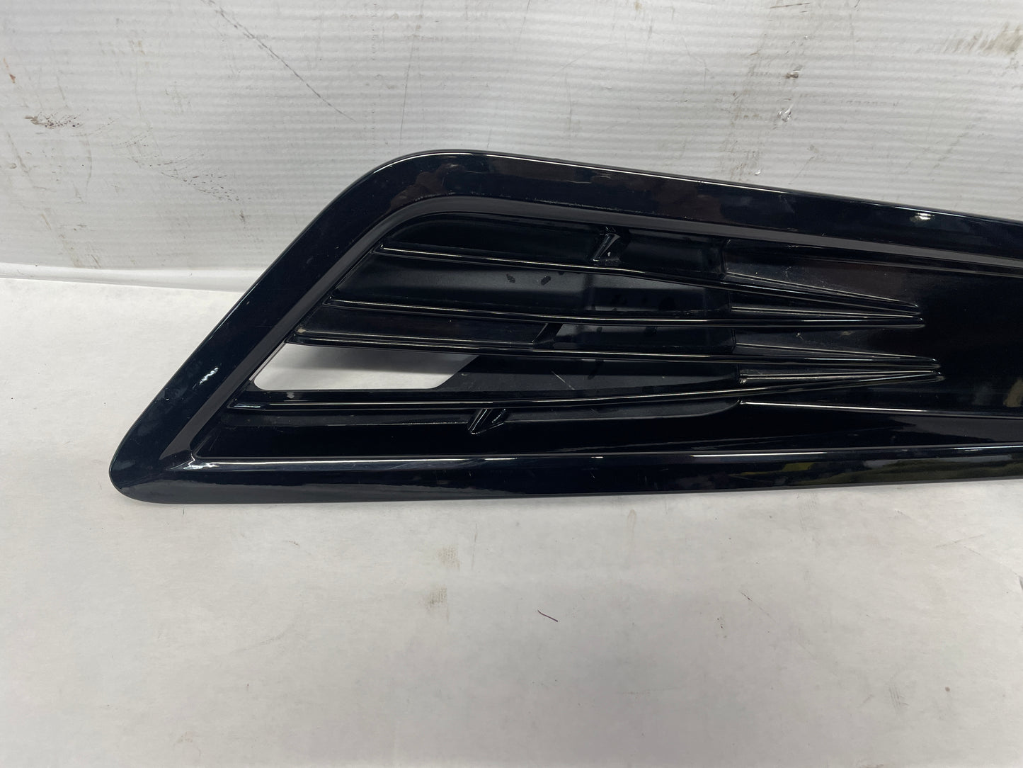 2018 Chevy Camaro SS RH Passenger Hood Vent Scoop OEM - Day's Parts Yard