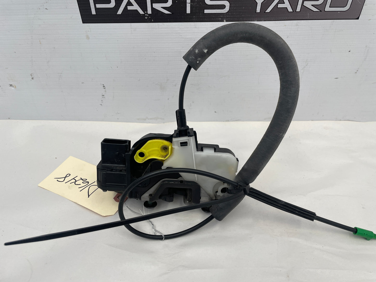 2010 Chevy Camaro SS LH Driver Door Lock Actuator OEM - Day's Parts Yard