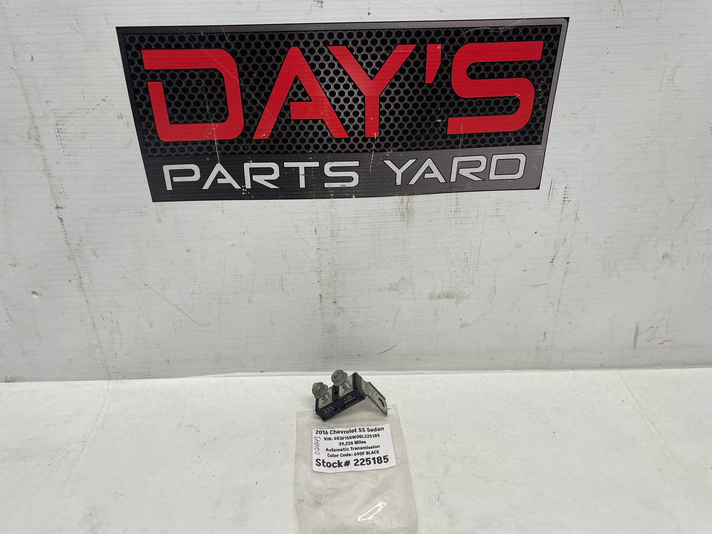 2016 Chevy SS Sedan Jump Starter Post Positive Battery Circuit Fuse OEM - Day's Parts Yard