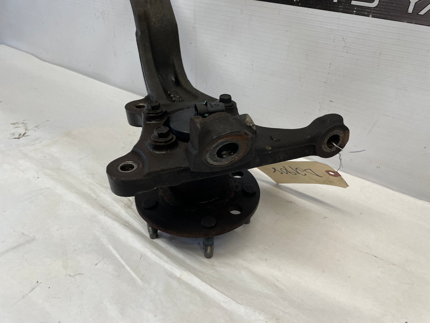 1999 Chevy Camaro Z28 LH Driver Front Spindle Knuckle Hub OEM - Day's Parts Yard