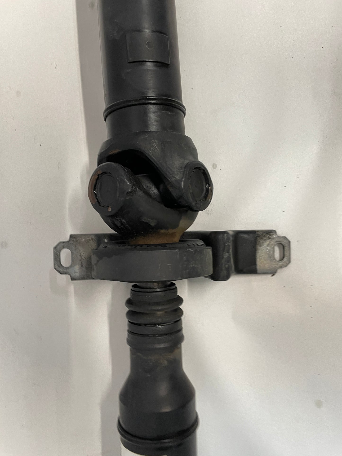 2014 Chevy Camaro SS 1LE Driveshaft Drive Shaft OEM - Day's Parts Yard