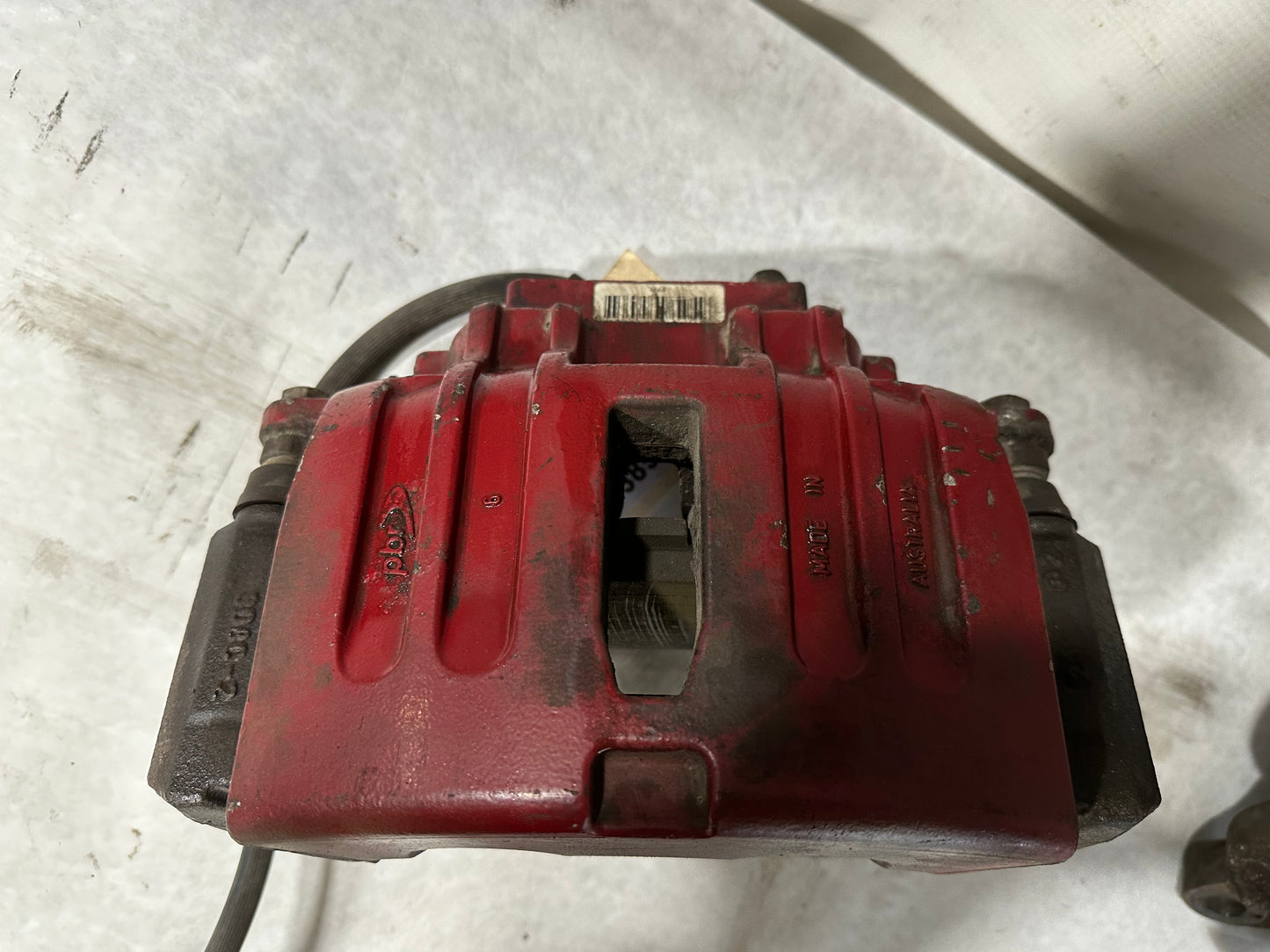 2006 Pontiac GTO Front PBR Brake Calipers OEM - Day's Parts Yard