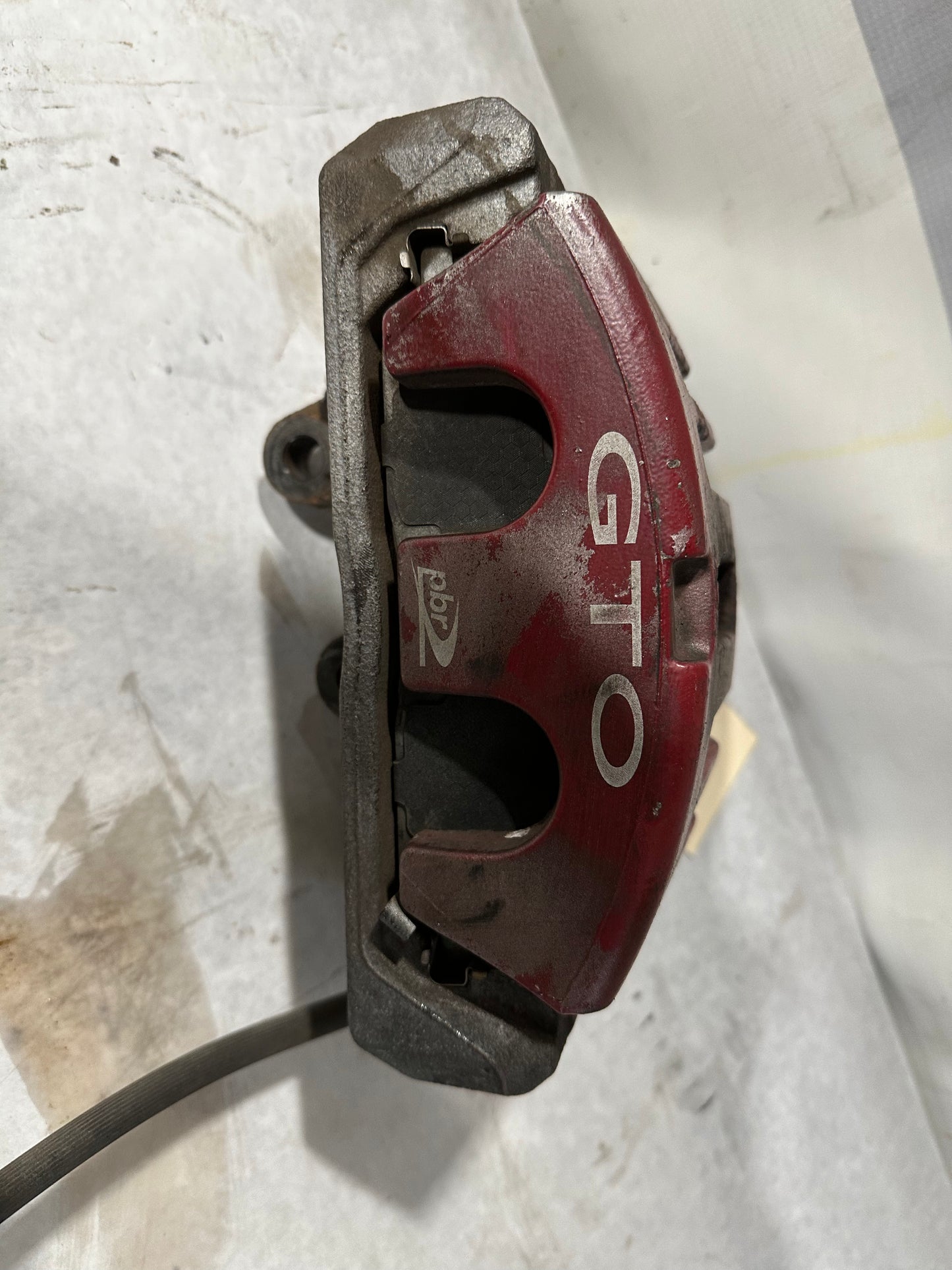 2006 Pontiac GTO Front PBR Brake Calipers OEM - Day's Parts Yard