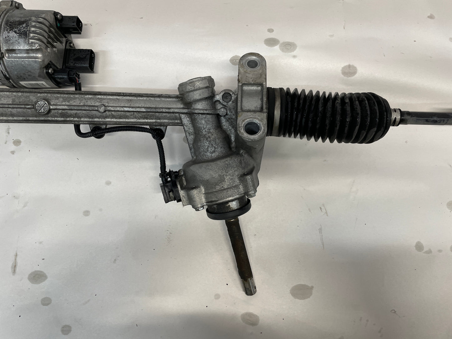 2014 Chevy Camaro SS 1LE Steering Rack and Pinion OEM - Day's Parts Yard