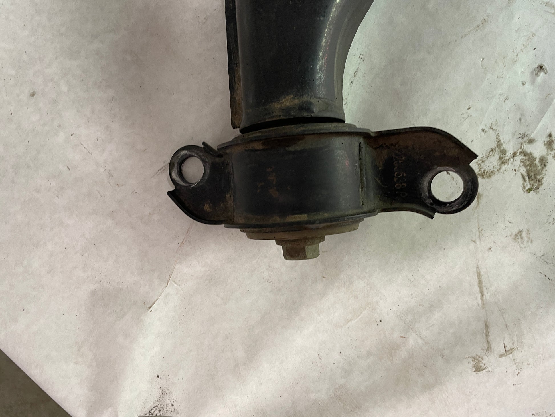 2009 Pontiac G8 GT Rear RH Passenger Upper Control Arm OEM - Day's Parts Yard