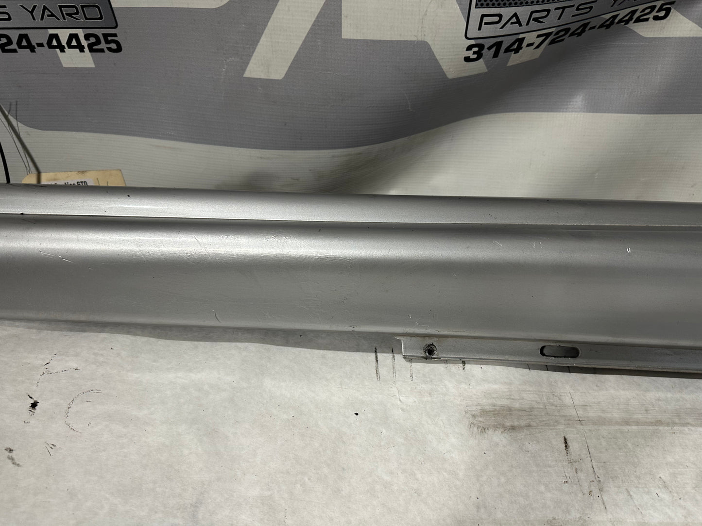 2006 Pontiac GTO LH Driver Rocker Molding Panel OEM - Day's Parts Yard