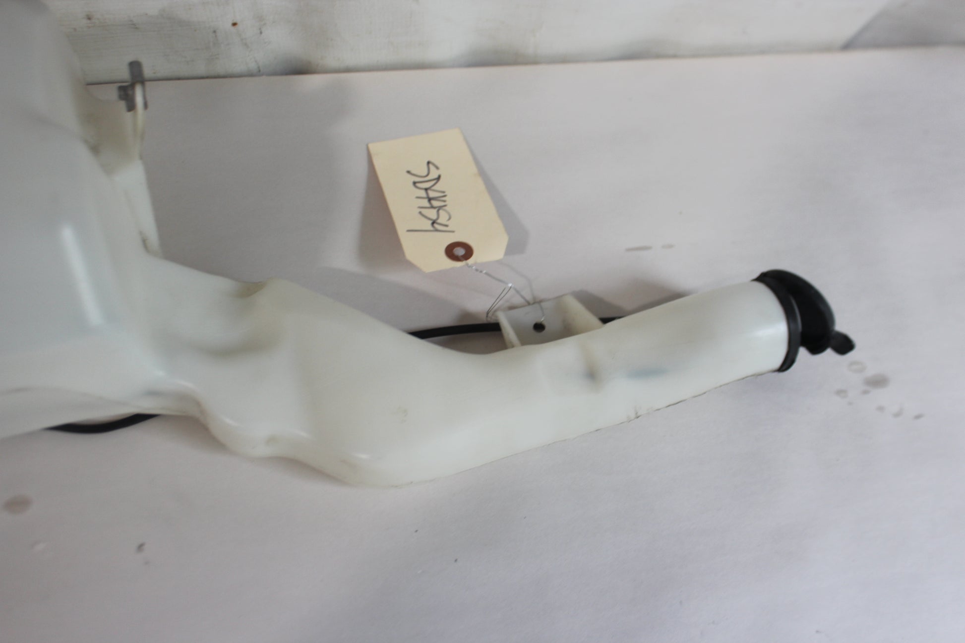 2018 Chevy Silverado C1500 Windshield Washer Reservoir Bottle OEM - Day's Parts Yard