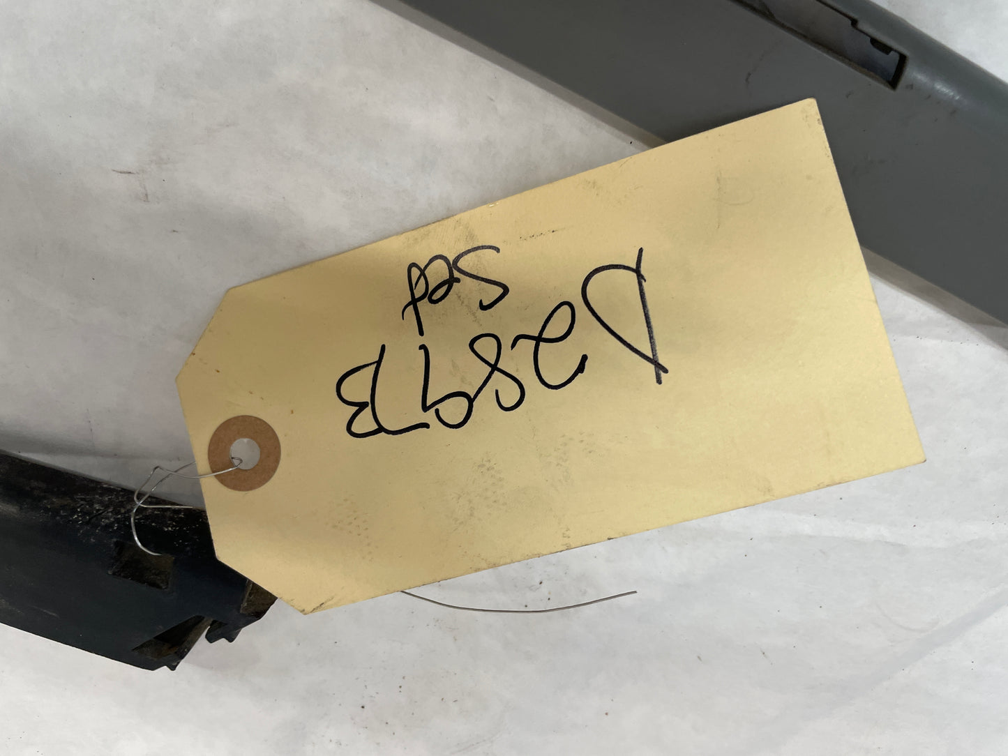 2006 Pontiac GTO RH & LH Rear Bumper Guide Brackets Supports OEM