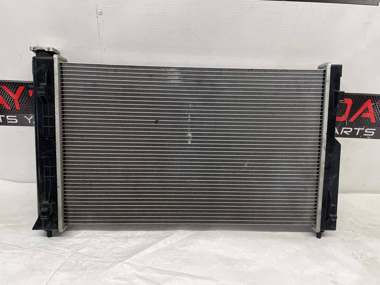 2006 Pontiac GTO Engine Motor Coolant Radiator OEM